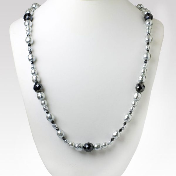 Pearl & Bead Long Necklace Discount