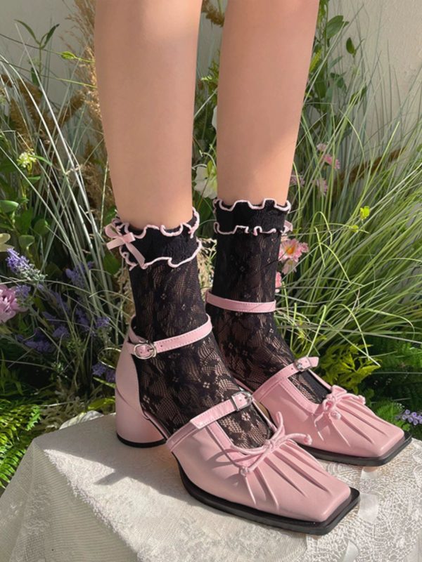 Ruffled Edge Lace Socks Supply